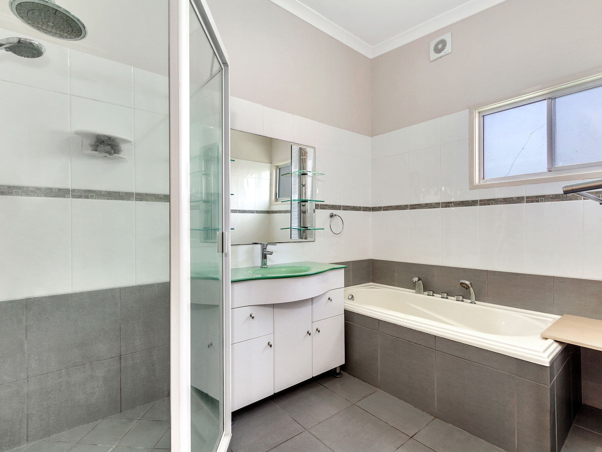 11 Ruth Street, Caboolture QLD 4510, Caboolture - Thumbnail 6
