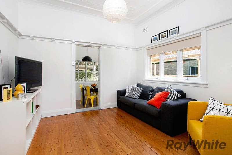 35 Haig Street, Bexley - Thumbnail 3