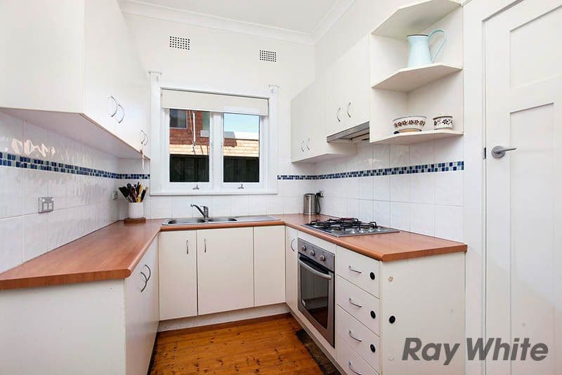 35 Haig Street, Bexley - Thumbnail 4