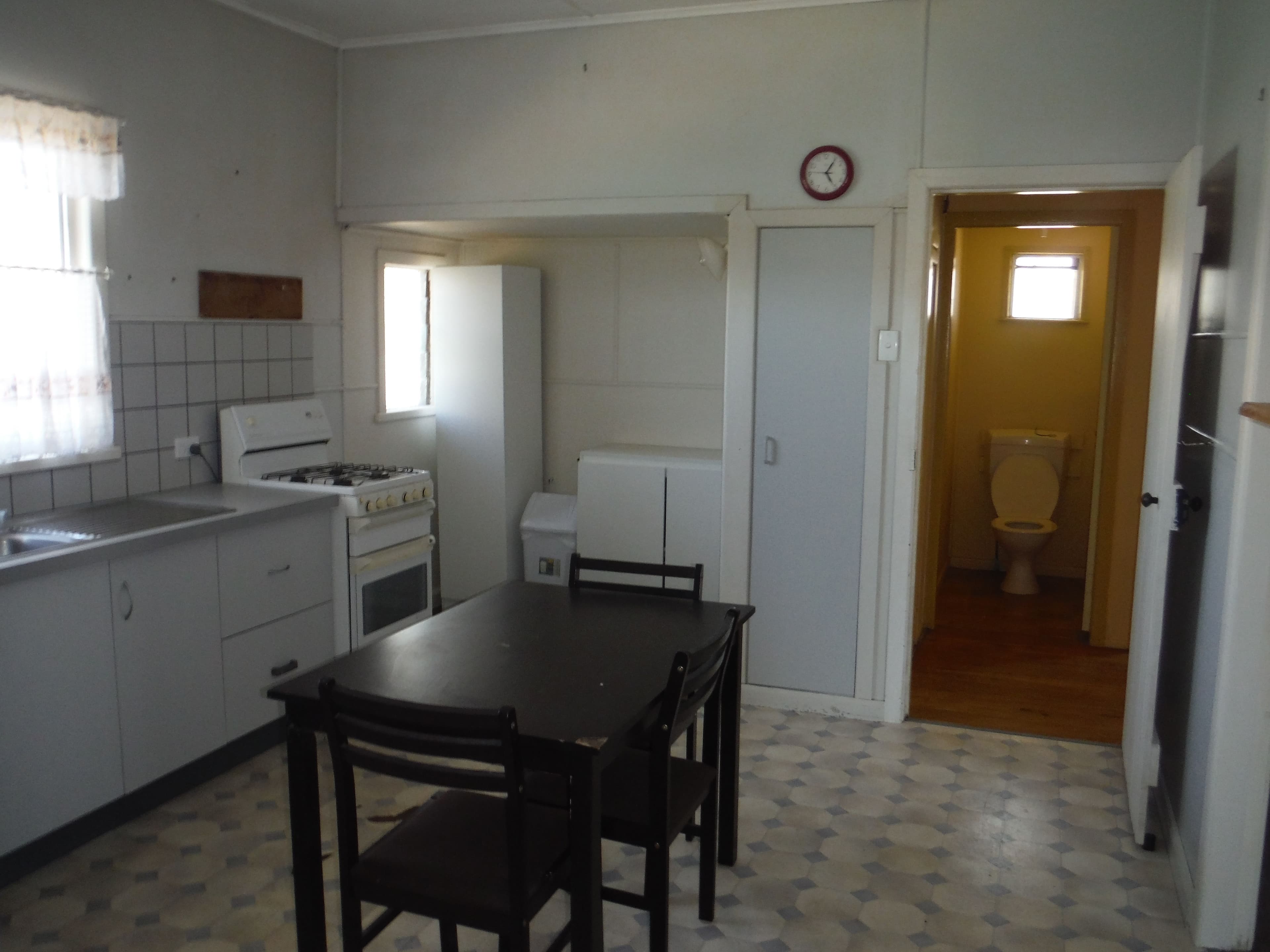 50 Twine Street, Roma QLD 4455, Roma - Thumbnail 3