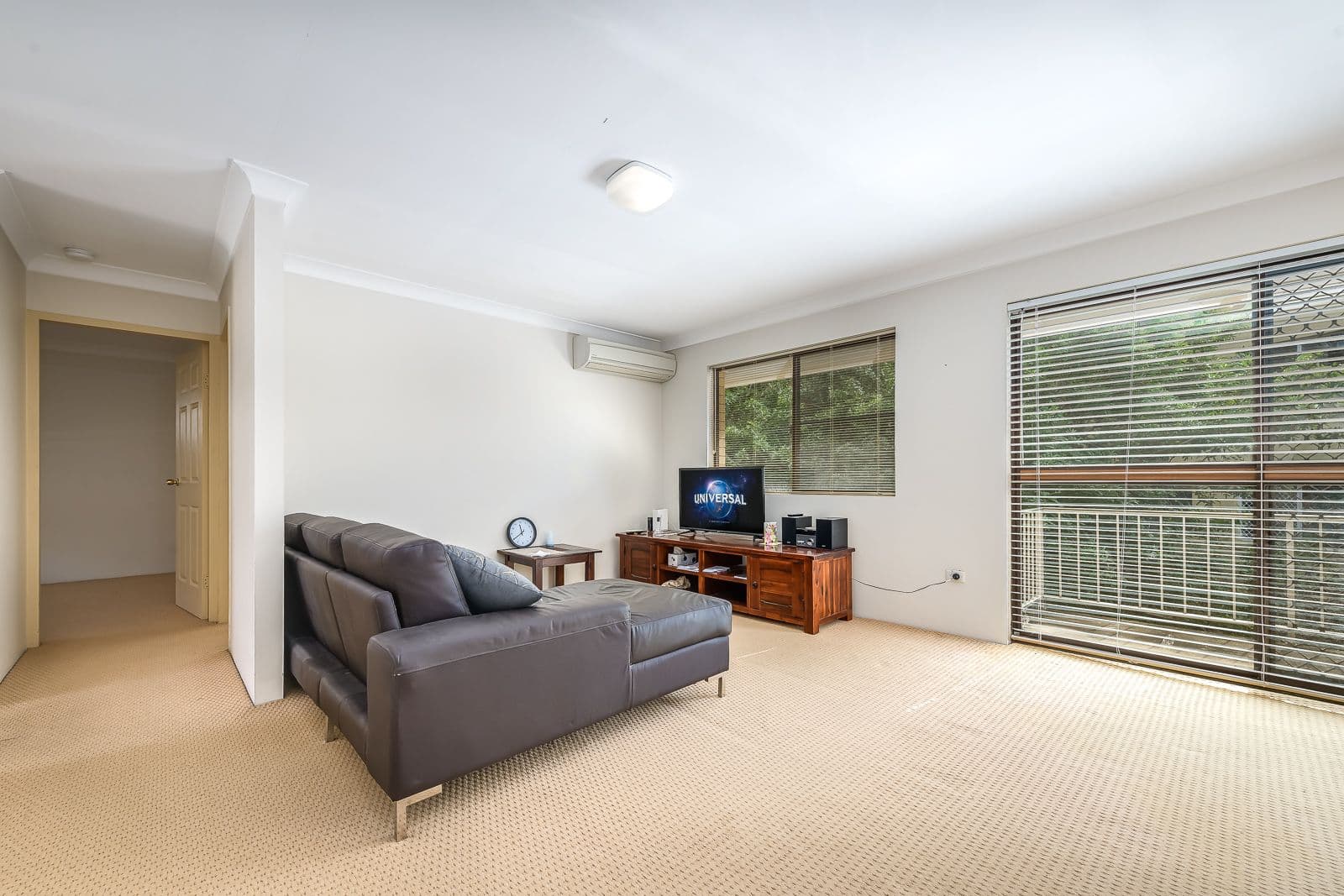61 Bayview Street, Runaway Bay QLD 4216, Runaway Bay - Thumbnail 3