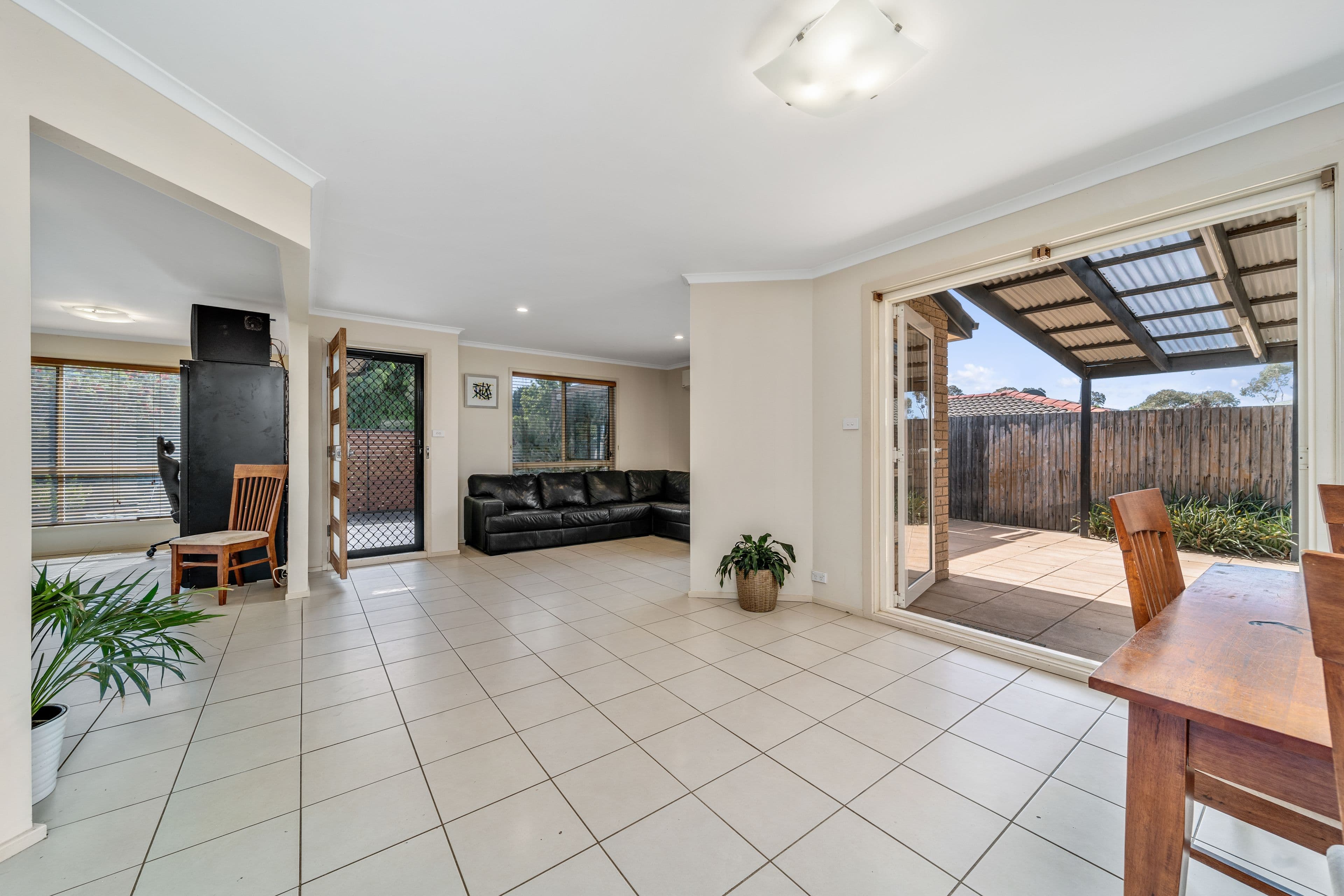 18 Yumba Avenue, Ngunnawal ACT 2913, Ngunnawal - Thumbnail 4