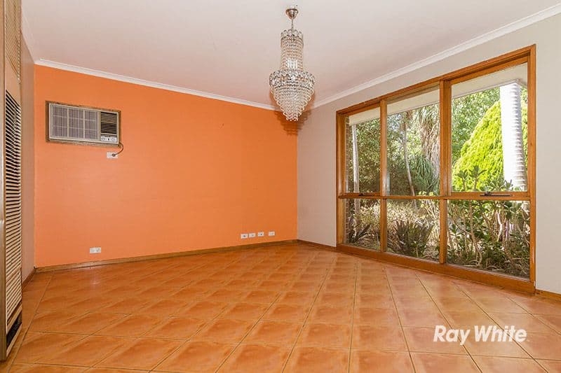 4 Halstead Court, Cranbourne VIC 3977, Cranbourne - Thumbnail 3