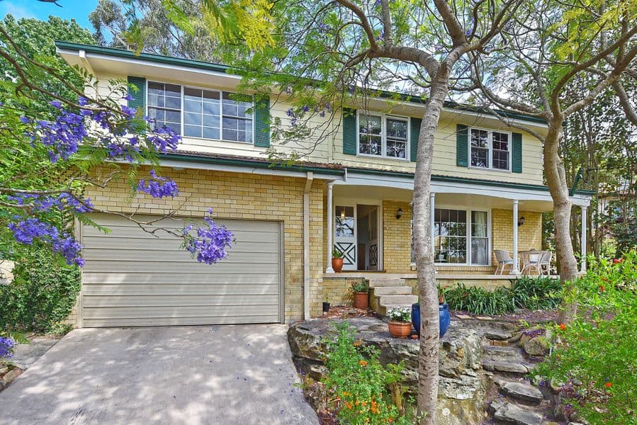 15 Chakola Avenue, Hornsby Heights - Image 1