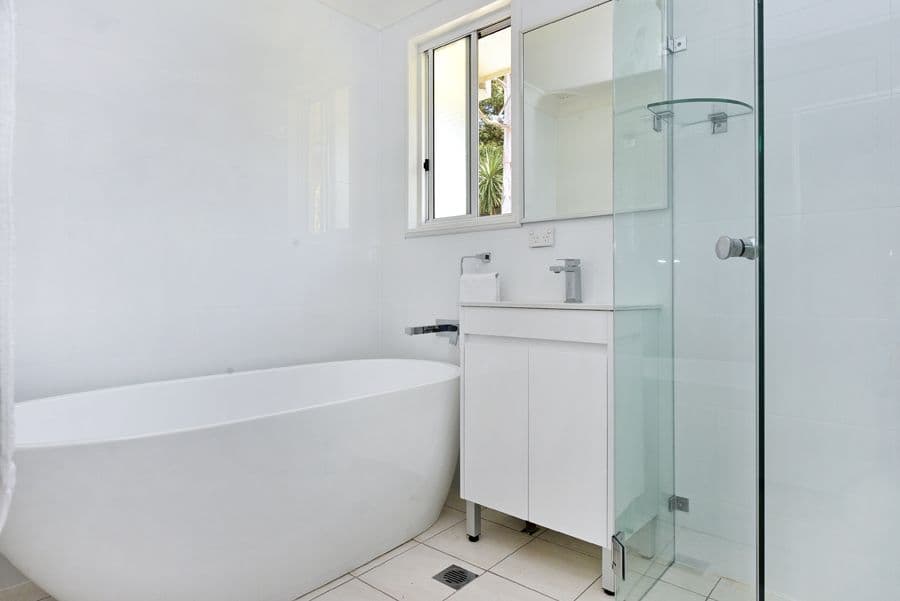 15 Chakola Avenue, Hornsby Heights - Thumbnail 6