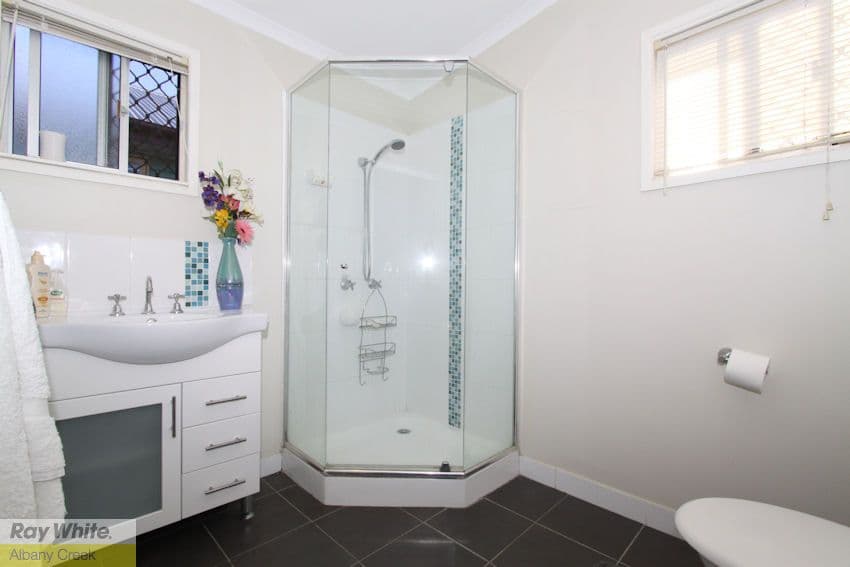 30 Albury Street, DEAGON QLD 4017, Deagon - Thumbnail 2