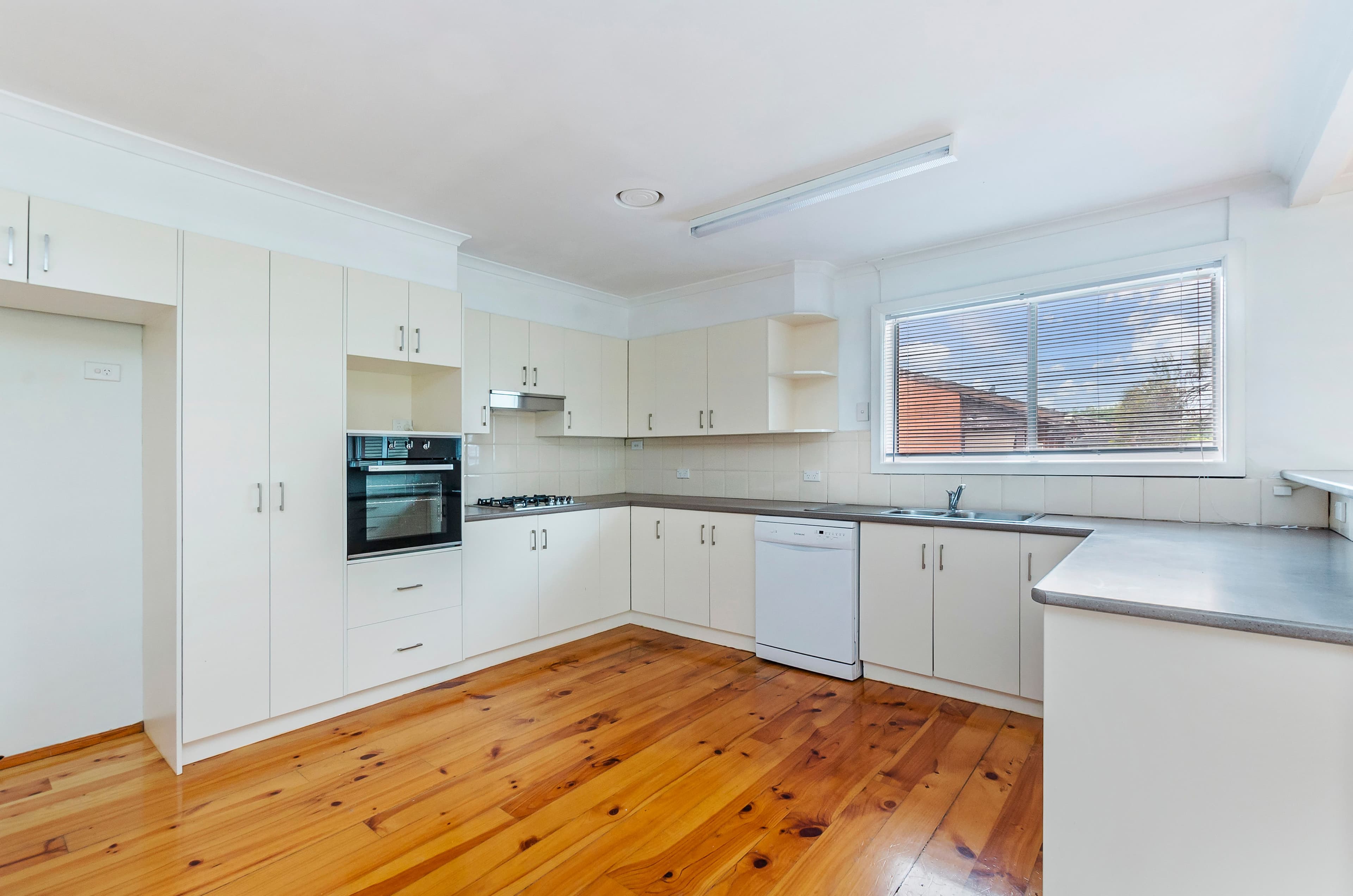 9 Archibald Street, Warrnambool VIC 3280, Warrnambool - Thumbnail 2