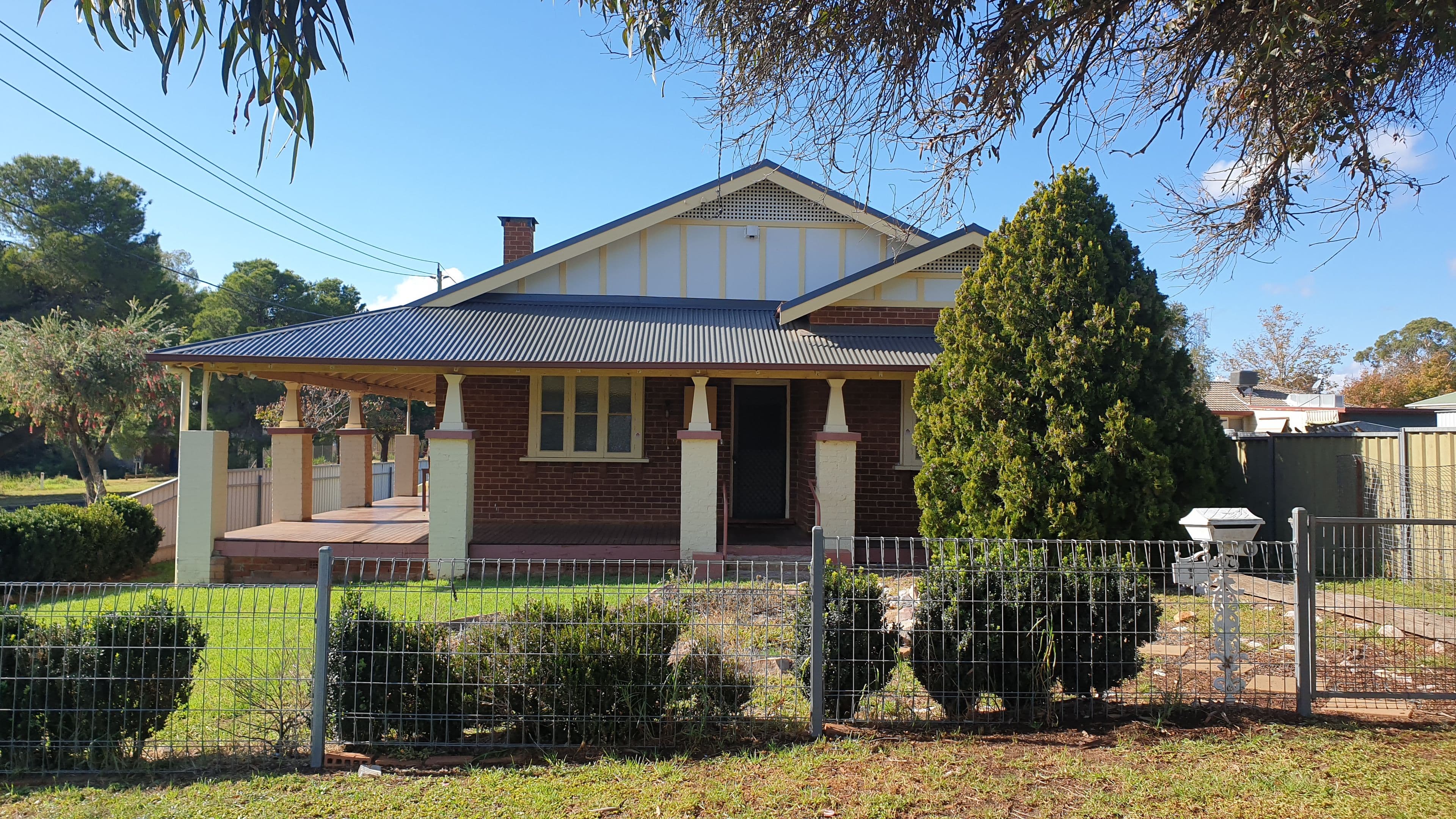1 Keast Street, Parkes NSW 2870, Parkes - Image 1