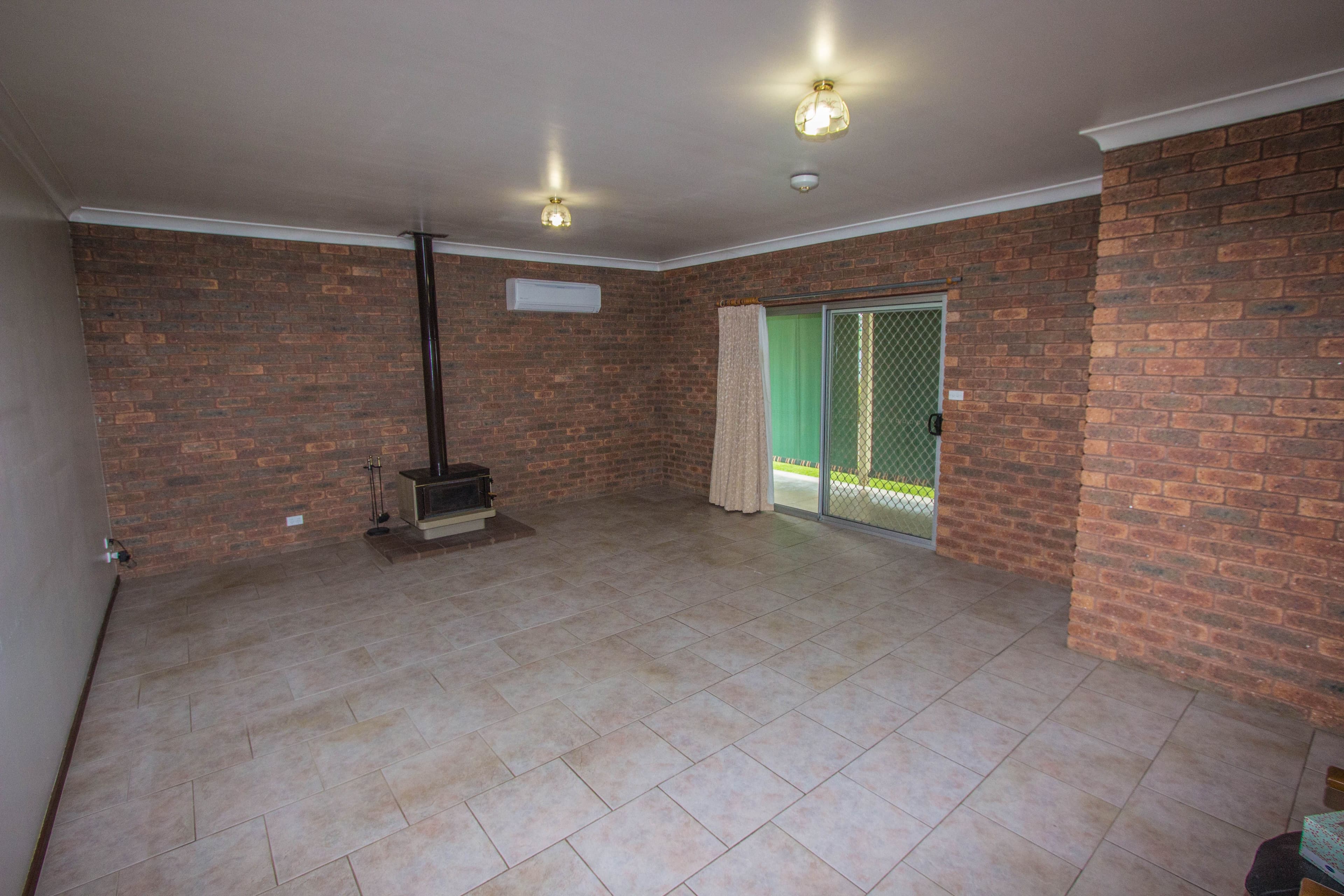 86 Bolton Street, Narrandera - Thumbnail 7