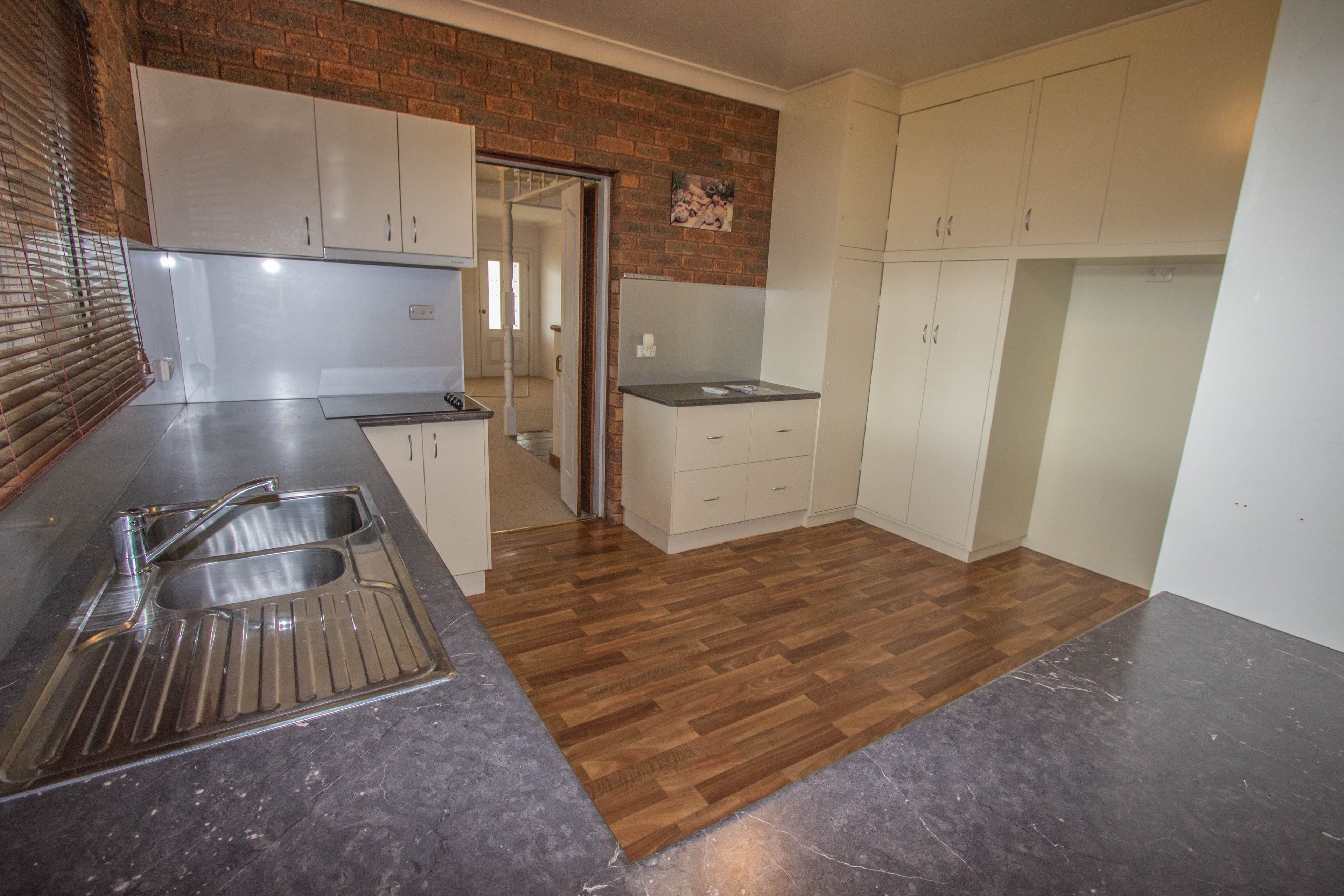 86 Bolton Street, Narrandera - Thumbnail 8