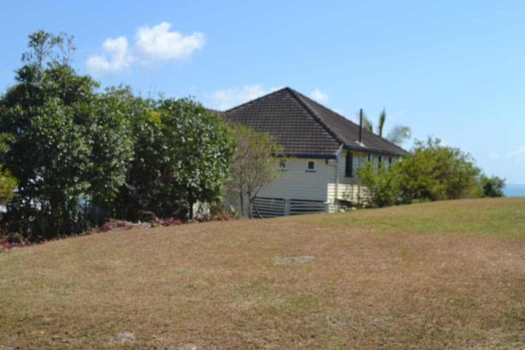 96 Matthew Flinders Drive, COOEE BAY QLD 4703, Cooee Bay - Thumbnail 6