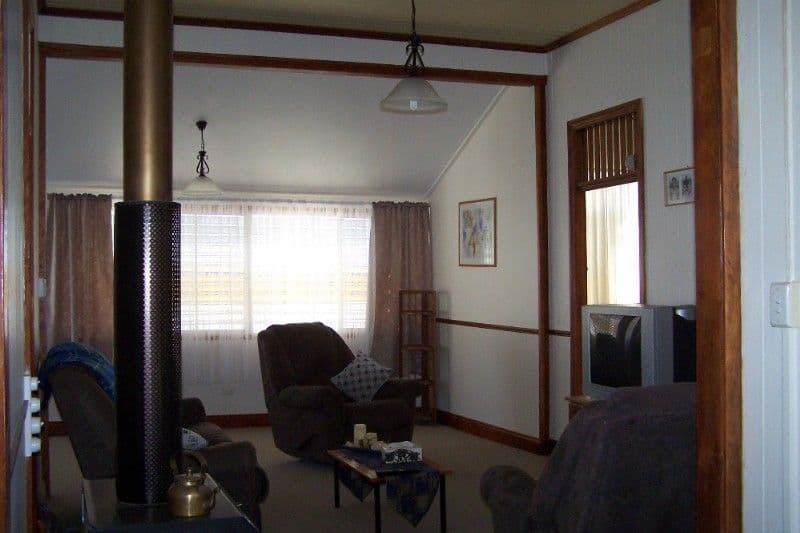 42 Dragon Street, WARWICK QLD 4370, Warwick - Thumbnail 3