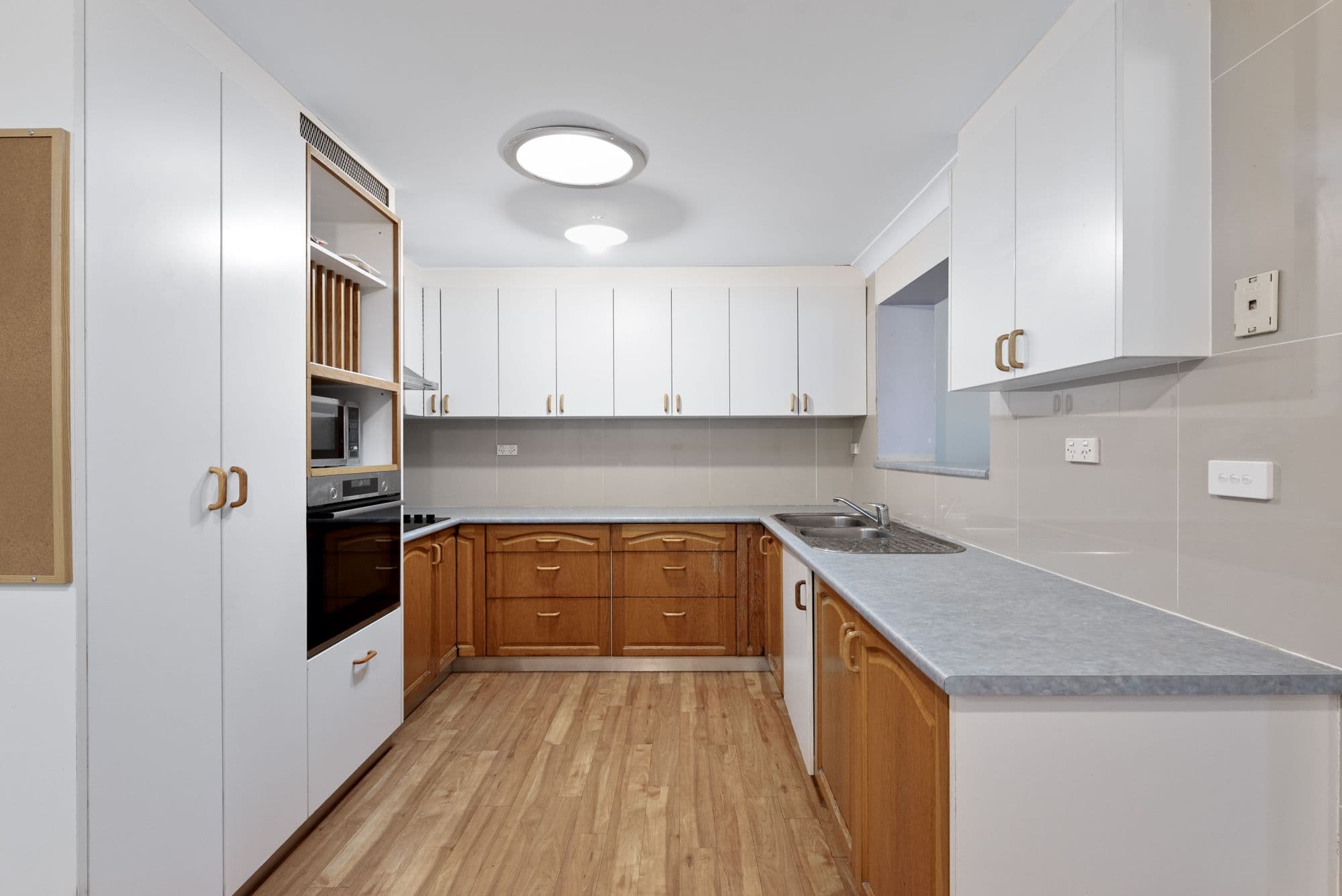 21 Fitzgibbon Lane, Rosemeadow NSW 2560, Rosemeadow - Thumbnail 3