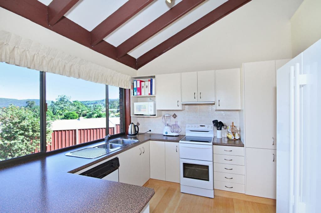 10 Constellation Crescent, MUDGEERABA QLD 4213, Mudgeeraba - Thumbnail 7