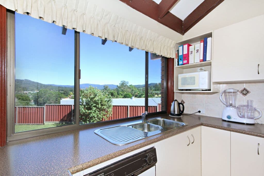 10 Constellation Crescent, MUDGEERABA QLD 4213, Mudgeeraba - Thumbnail 8