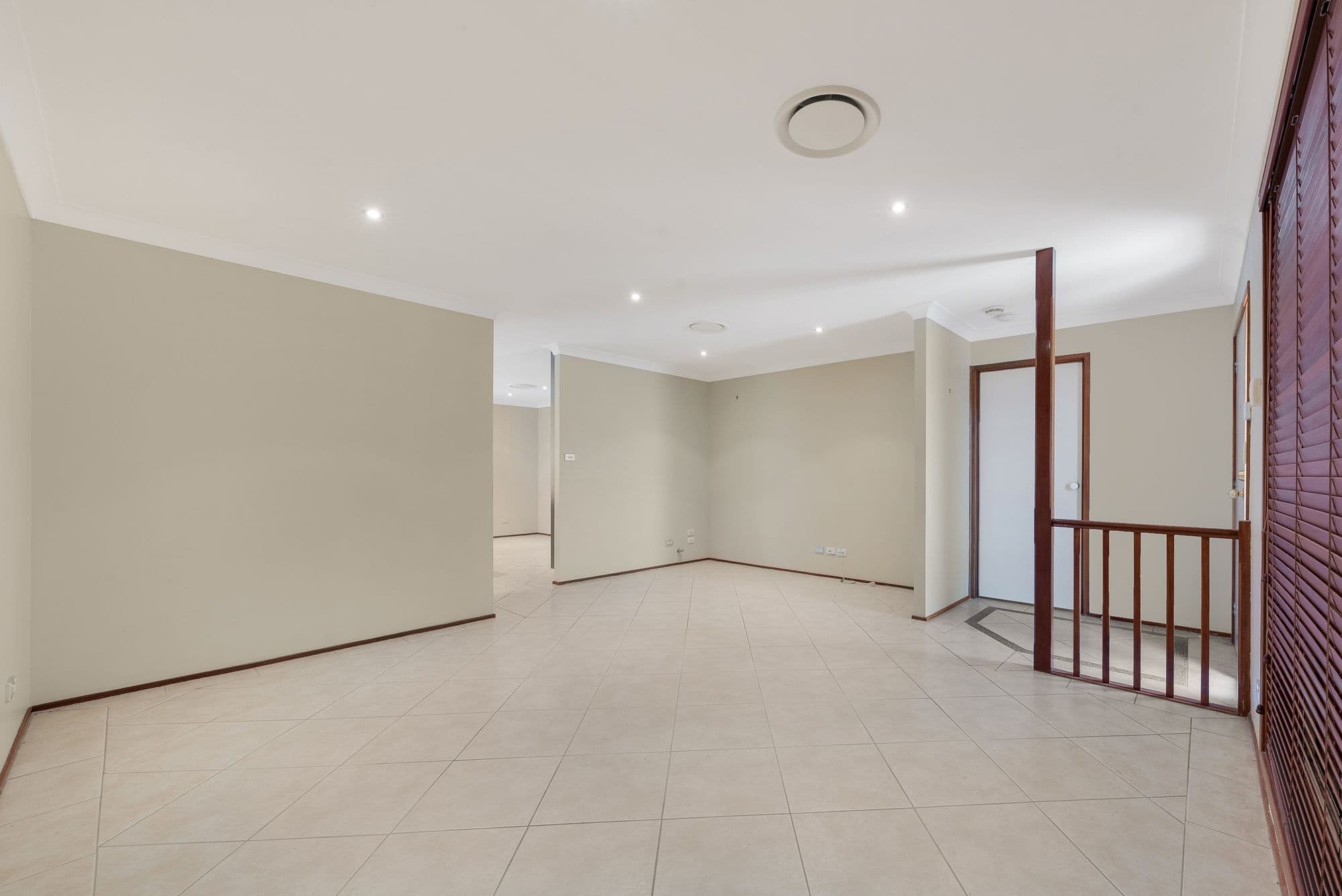 11 Cyperus Place, Glenmore Park - Thumbnail 2