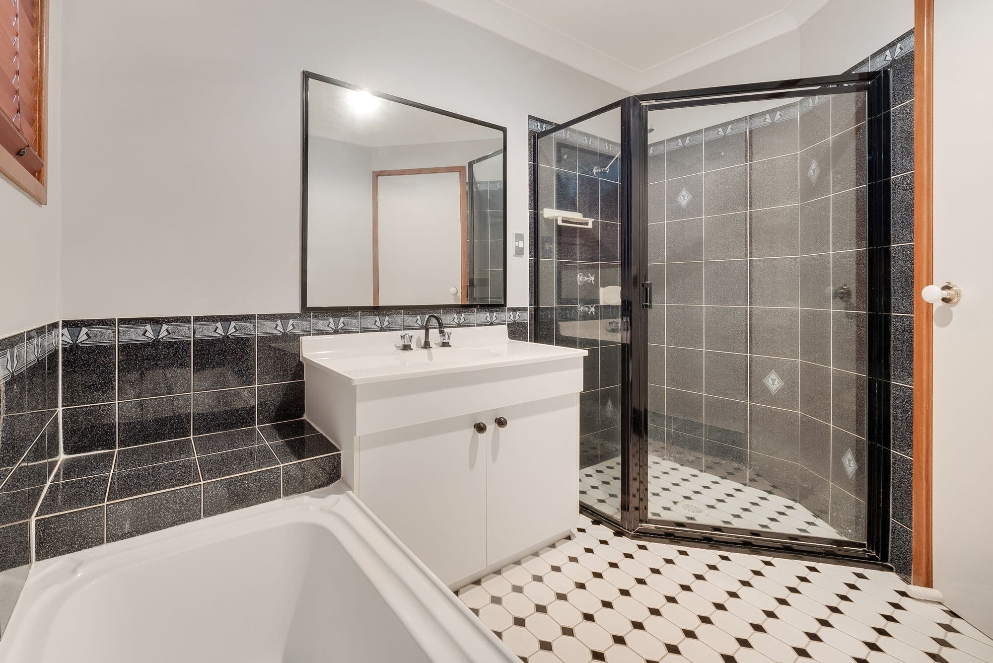 11 Cyperus Place, Glenmore Park - Thumbnail 8