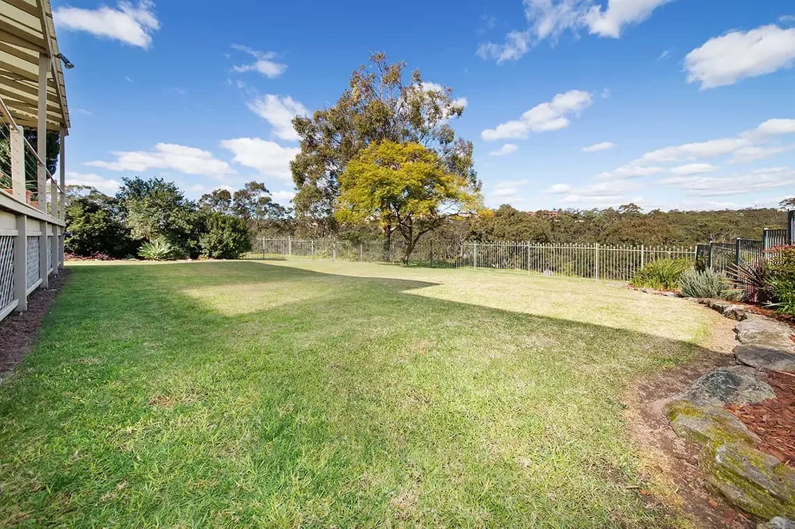 10 Bampton Avenue, Illawong NSW 2234, Illawong - Thumbnail 4