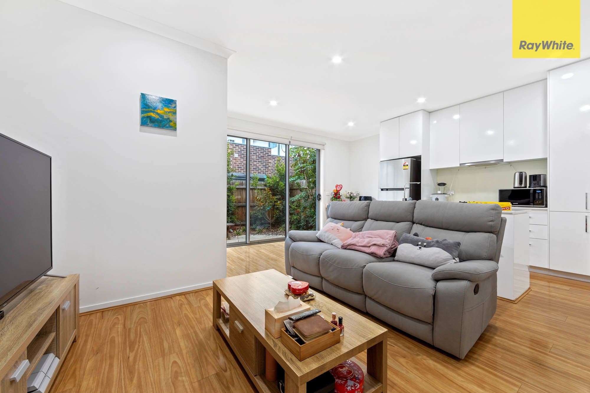1A Gray Court, St Albans VIC 3021, St Albans - Thumbnail 2