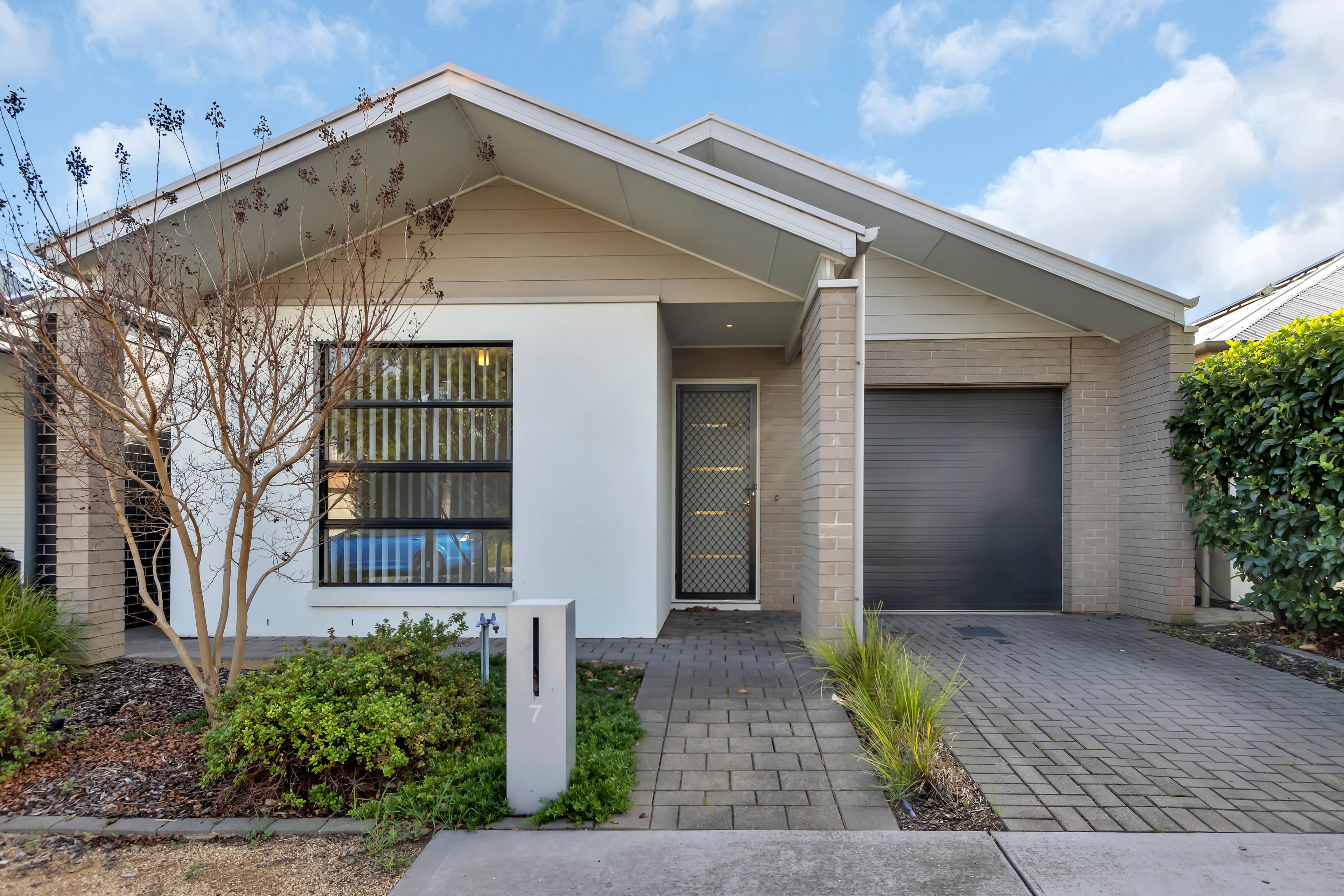 7 Guineas Place, St Clair SA 5011, St Clair - Image 1