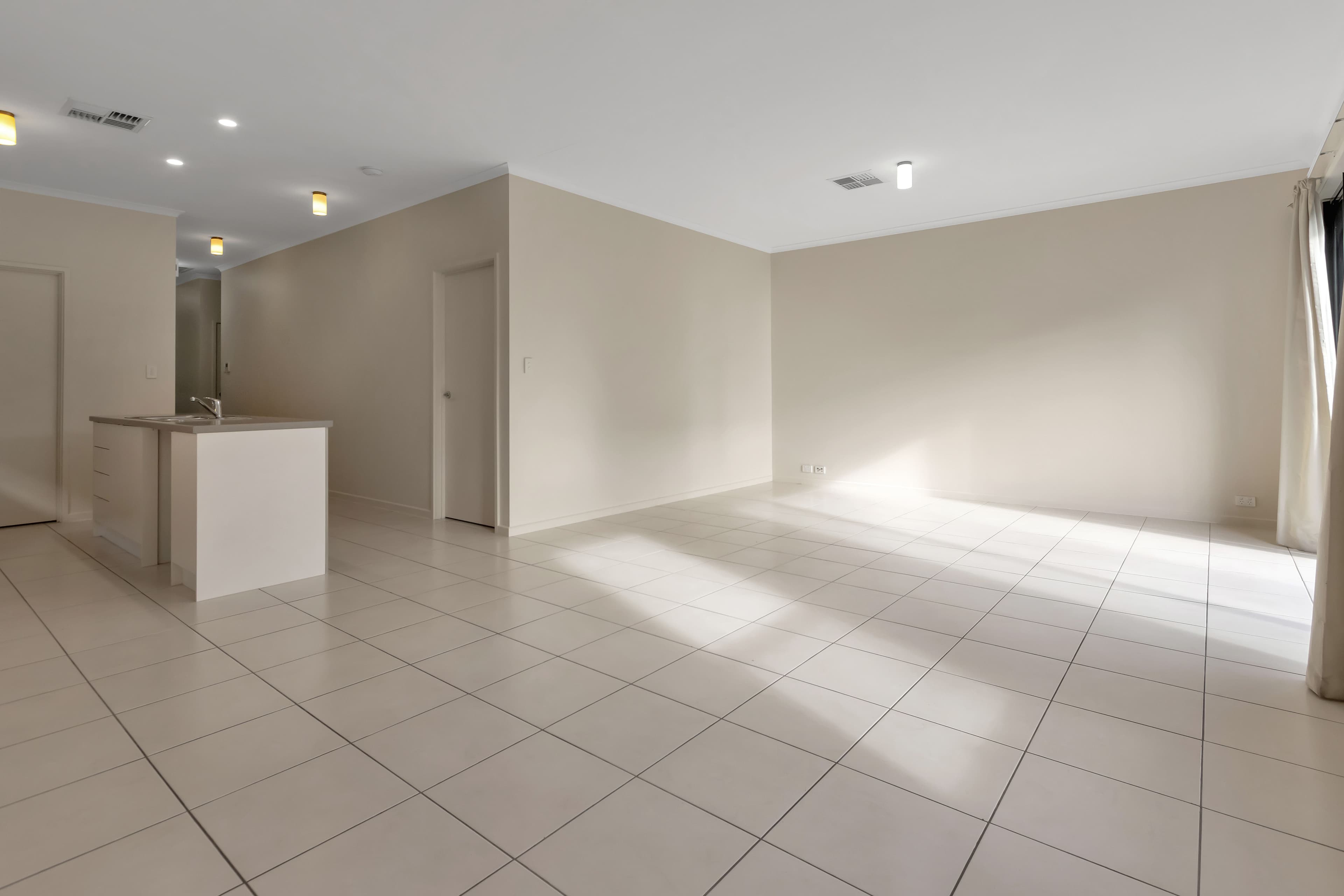 7 Guineas Place, St Clair SA 5011, St Clair - Thumbnail 2
