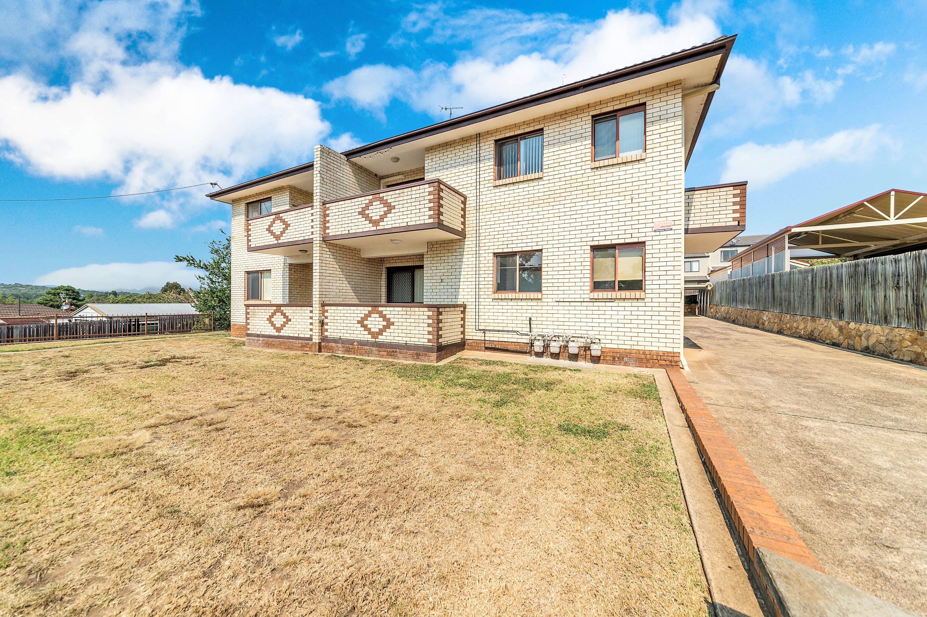33 Carinya Street, Queanbeyan - Image 1