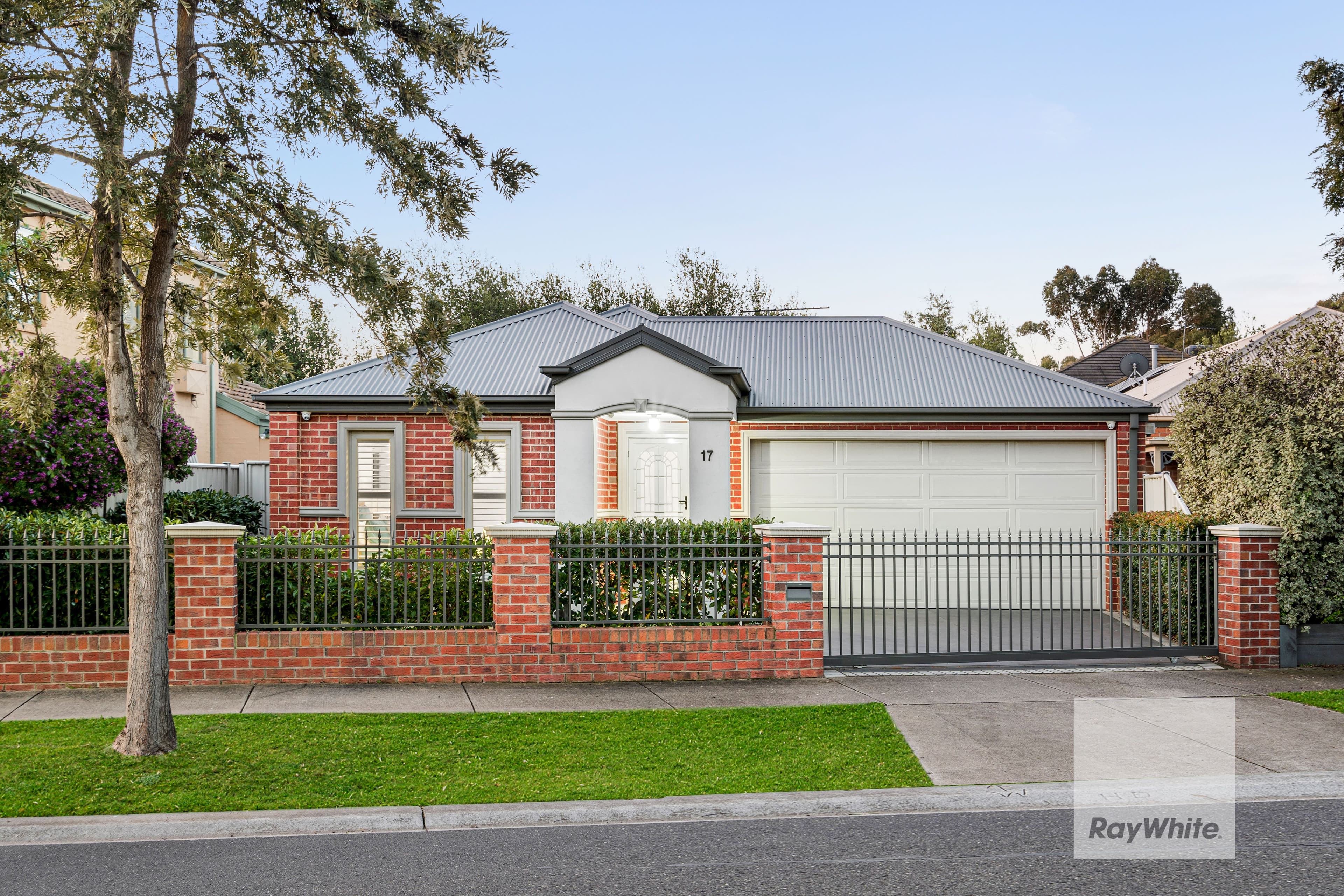 17 Blakeville Drive, Caroline Springs VIC 3023, Caroline Springs - Image 1
