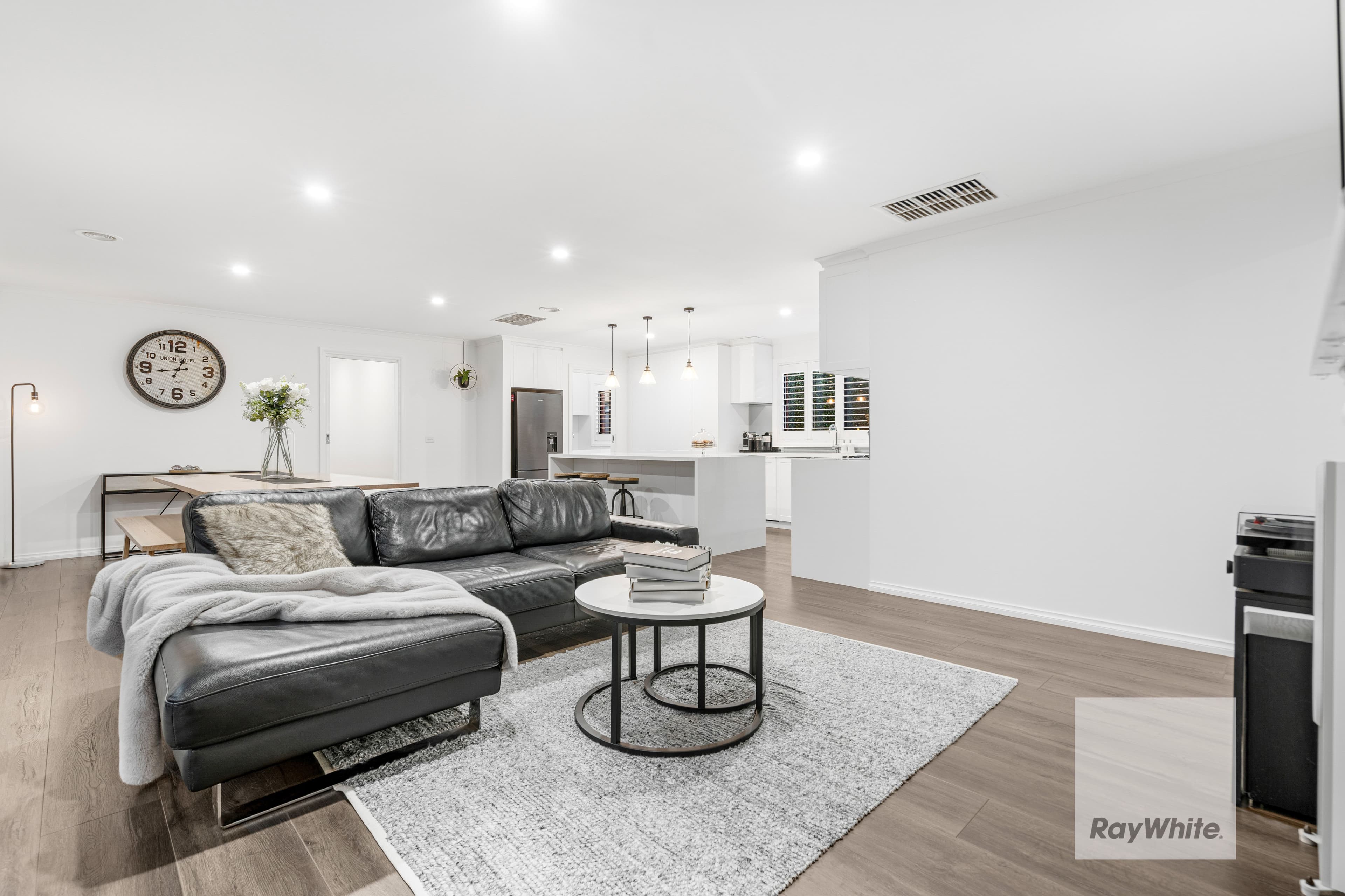 17 Blakeville Drive, Caroline Springs VIC 3023, Caroline Springs - Thumbnail 7