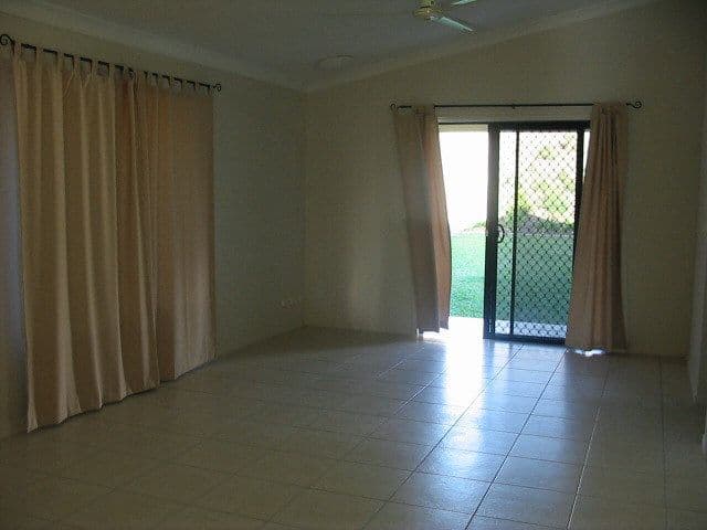 7  Grebe Court, Riverside Gardens, DOUGLAS QLD 4814, Douglas - Thumbnail 7