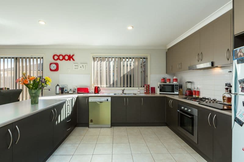 12 Banker Street, KURUNJANG VIC 3337, Kurunjang - Thumbnail 2