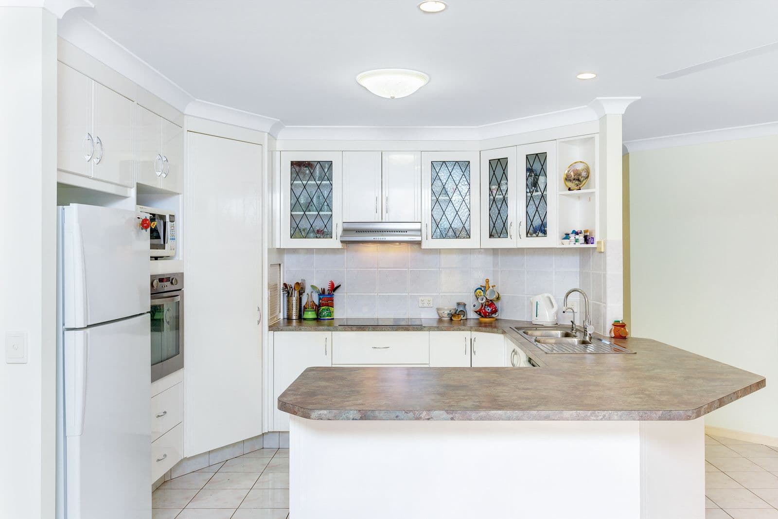 12 Cannon Drive, Currumbin Waters QLD 4223, Currumbin Waters - Thumbnail 4