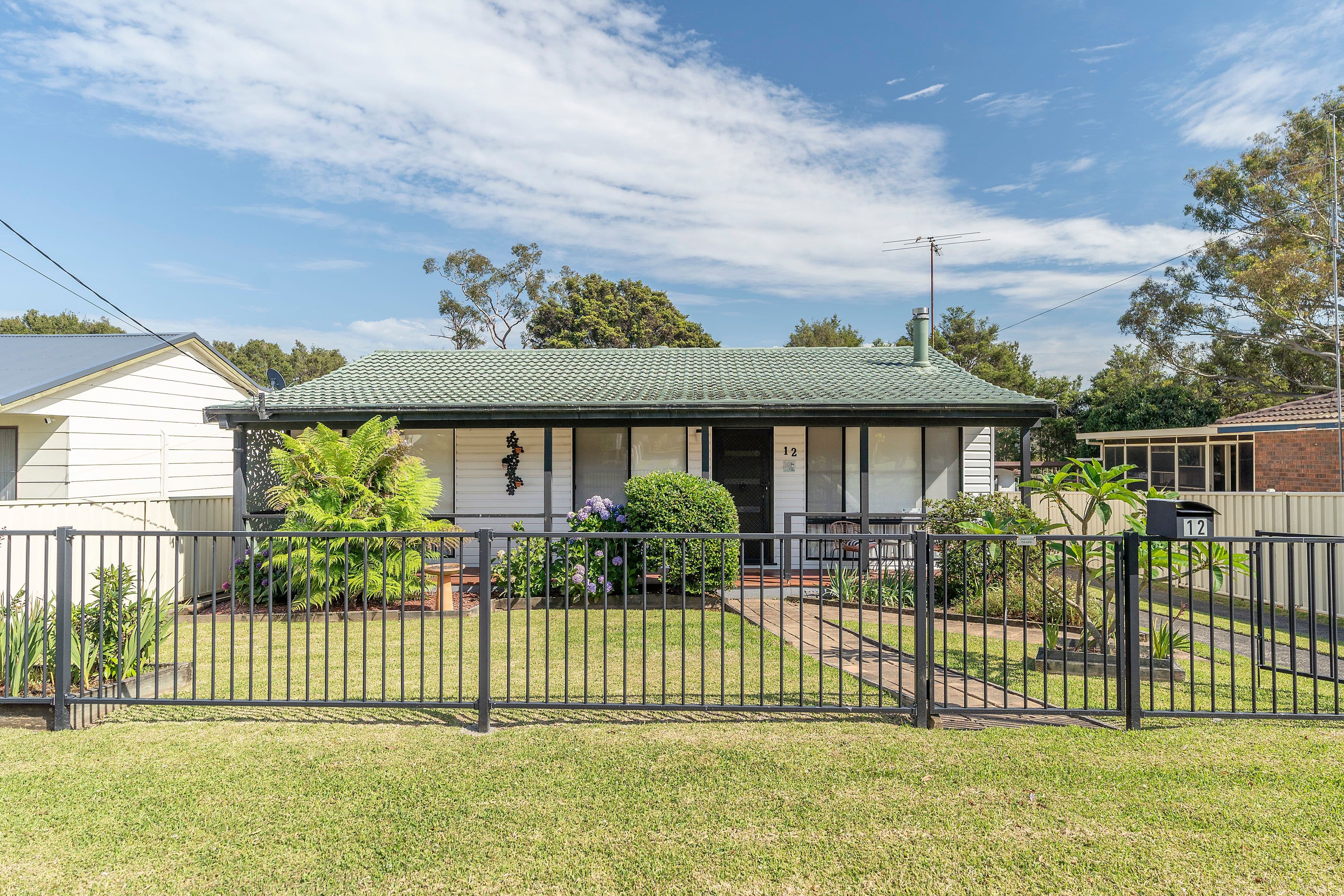 24 Farmaner Parkway, Ellenbrook, Mannering Park - Thumbnail 2