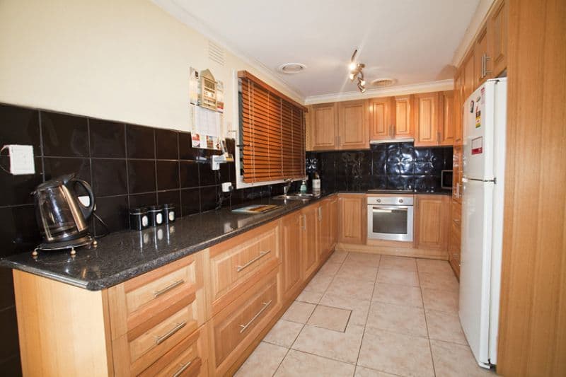 8 Glenburn Street, THOMASTOWN VIC 3074, Thomastown - Thumbnail 3