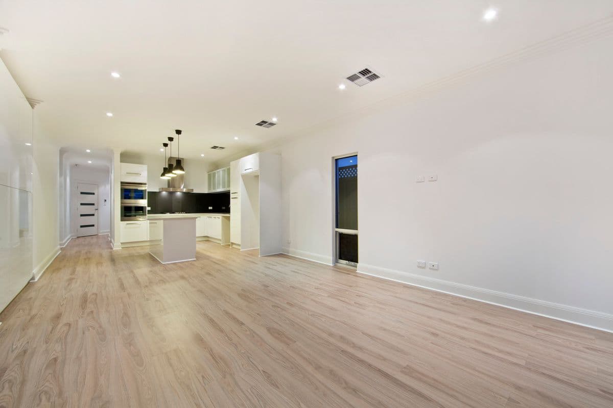 14 Ozone Avenue, SEMAPHORE PARK SA 5019, Semaphore Park - Thumbnail 3