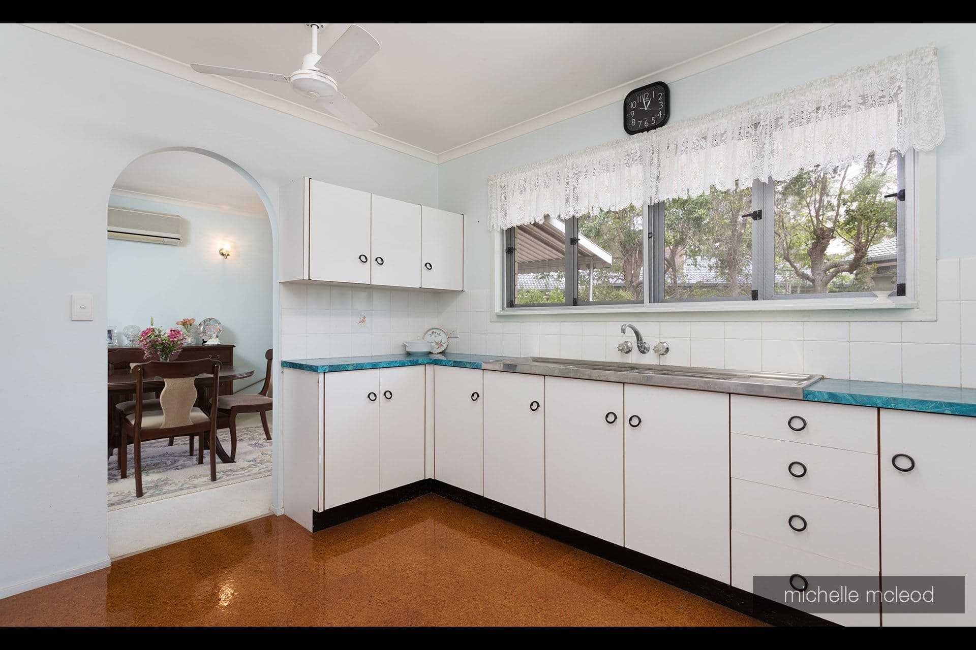 9 Cabramurra Street, Chapel Hill QLD 4069, Chapel Hill - Thumbnail 6