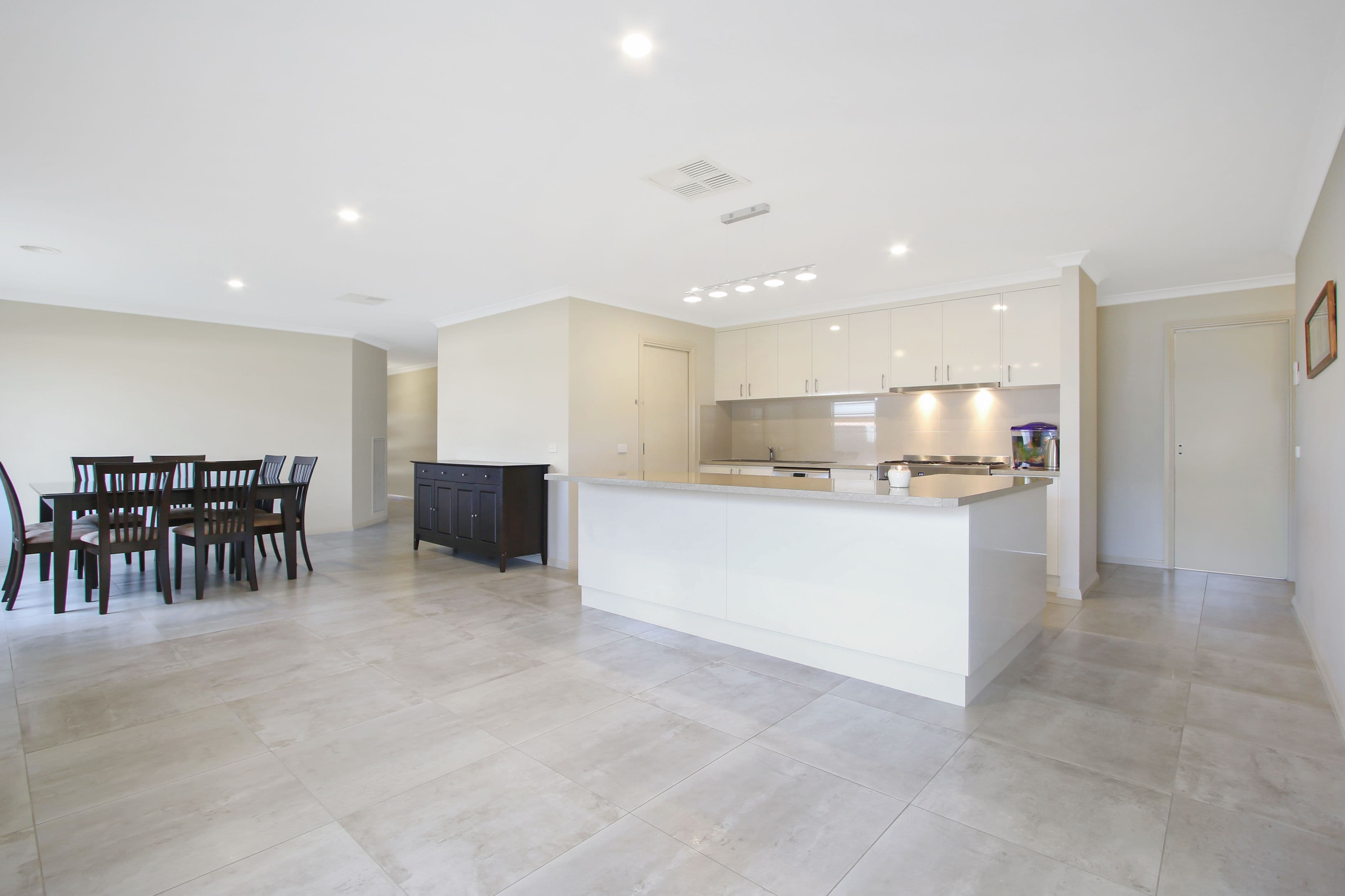 17 Kerry Avenue, Killara VIC 3691, Killara - Thumbnail 3