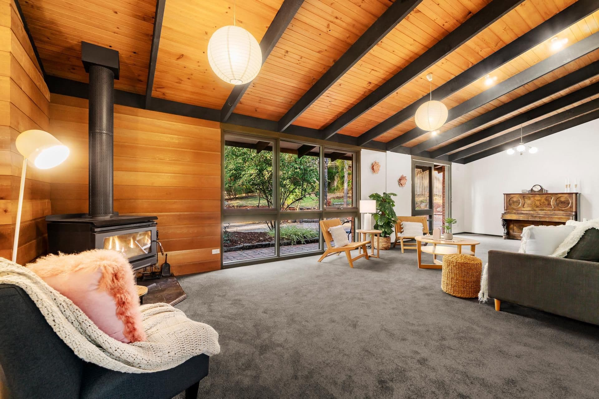 2 Perversi Avenue, Diamond Creek VIC 3089, Diamond Creek - Thumbnail 2
