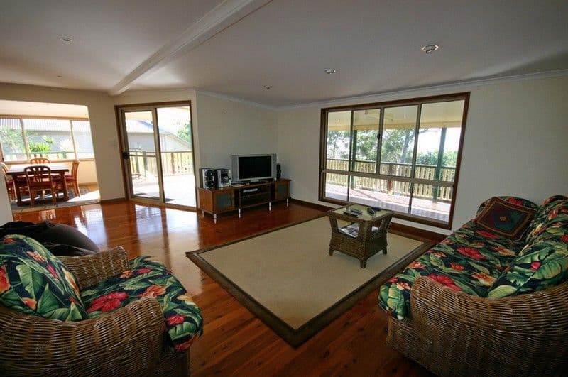 17 Golden Sands Boulevard, MACLEAY ISLAND QLD 4184, Macleay Island - Thumbnail 5