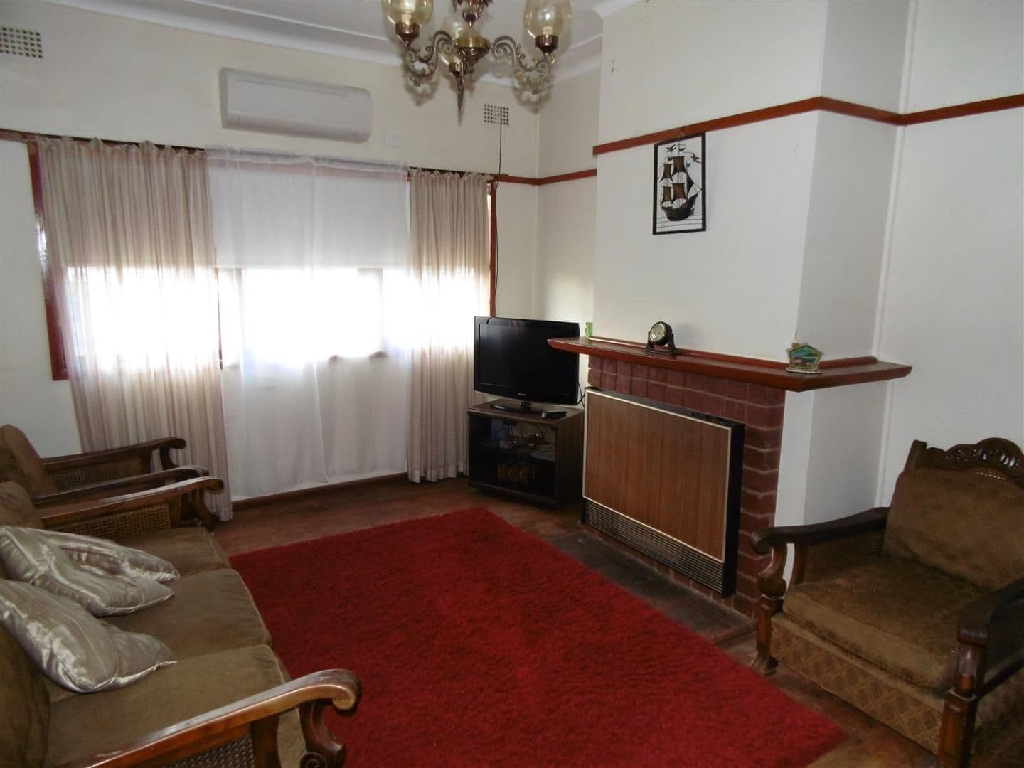69 Boori Street, Peak Hill - Thumbnail 3