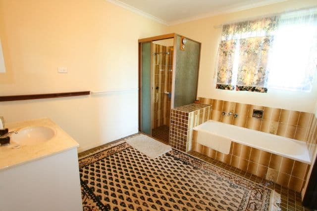 1 Brandon Court, KIPPA-RING QLD 4021, Kippa-Ring - Thumbnail 7
