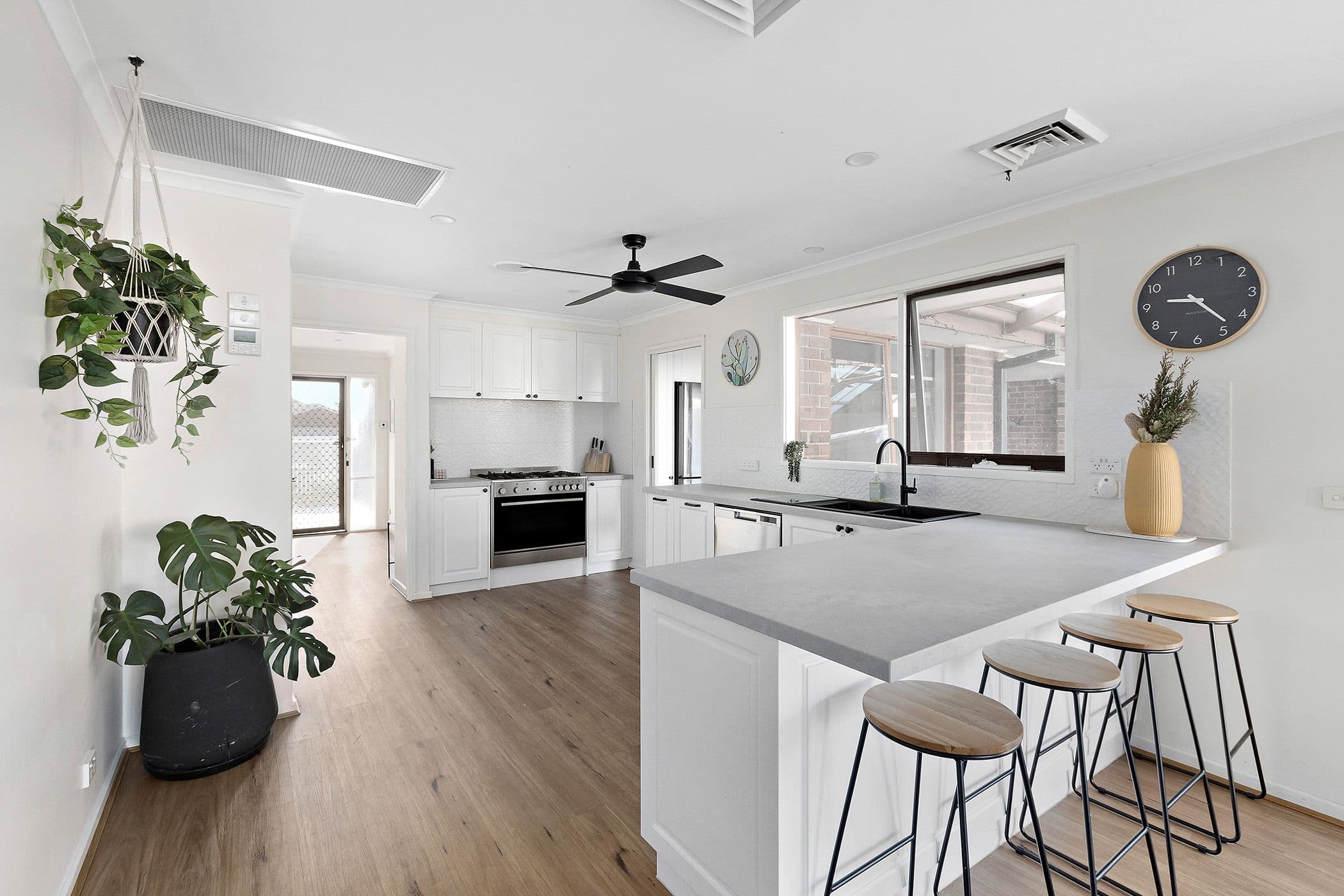 10 Enmore Court, Chelsea Heights VIC 3196, Chelsea Heights - Image 1