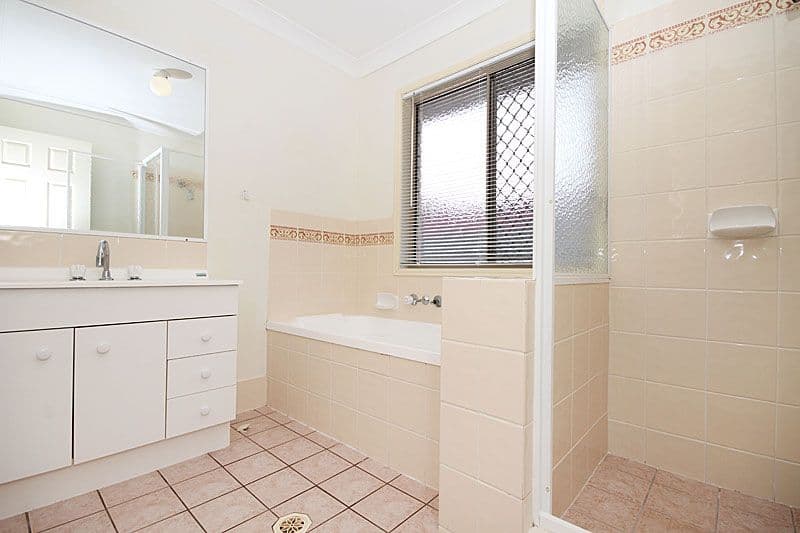 8 NUMBAT Place, DOOLANDELLA QLD 4077, Doolandella - Thumbnail 6
