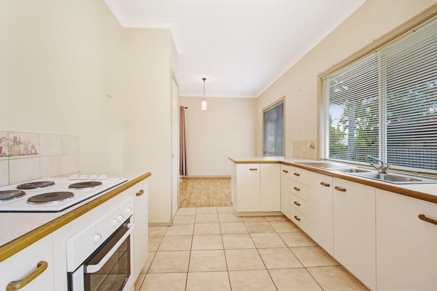 93 Bermuda Avenue, Deception Bay QLD 4508, Deception Bay - Thumbnail 2