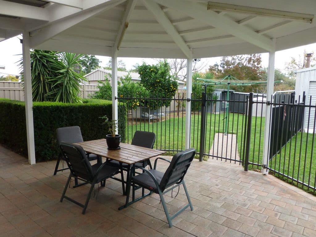 2 Poplar Street, Echuca VIC 3564, Echuca - Thumbnail 2