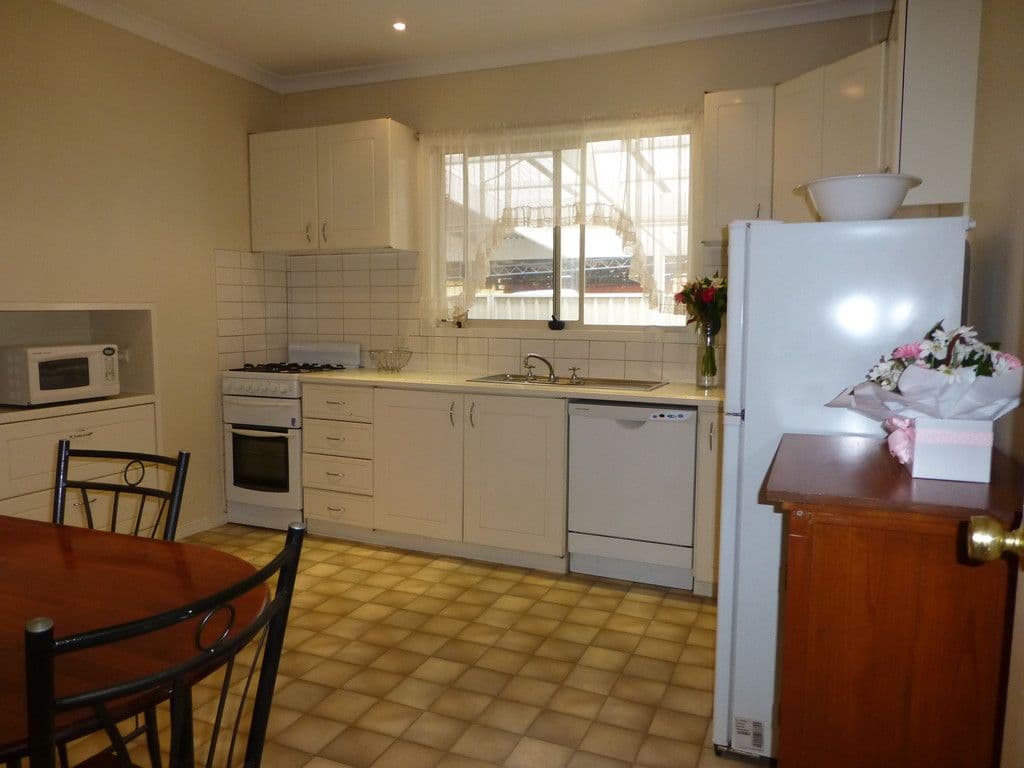 2 Poplar Street, Echuca VIC 3564, Echuca - Thumbnail 8