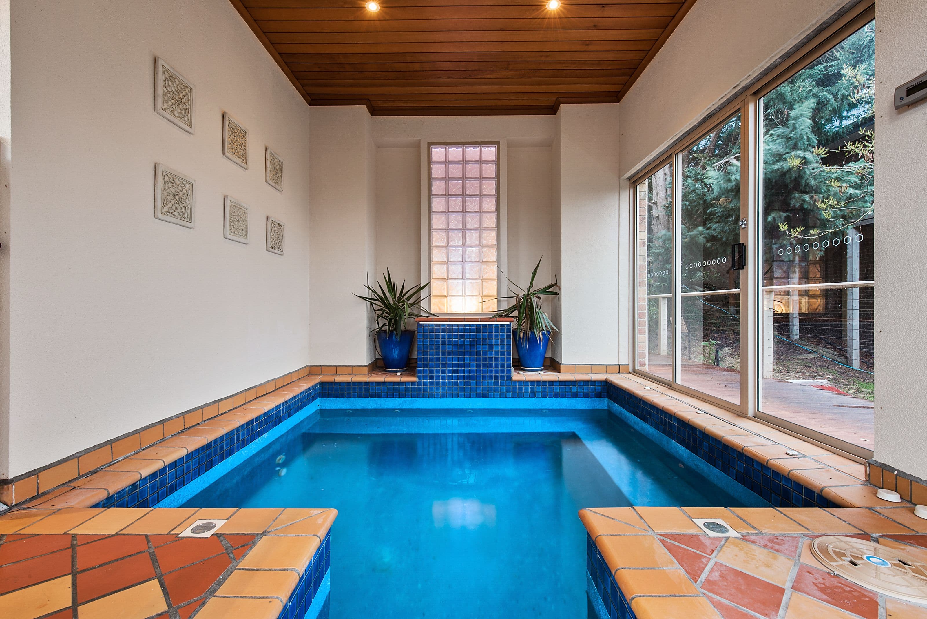 10 STRUAN Avenue, Mooroolbark VIC 3138, Mooroolbark - Thumbnail 3