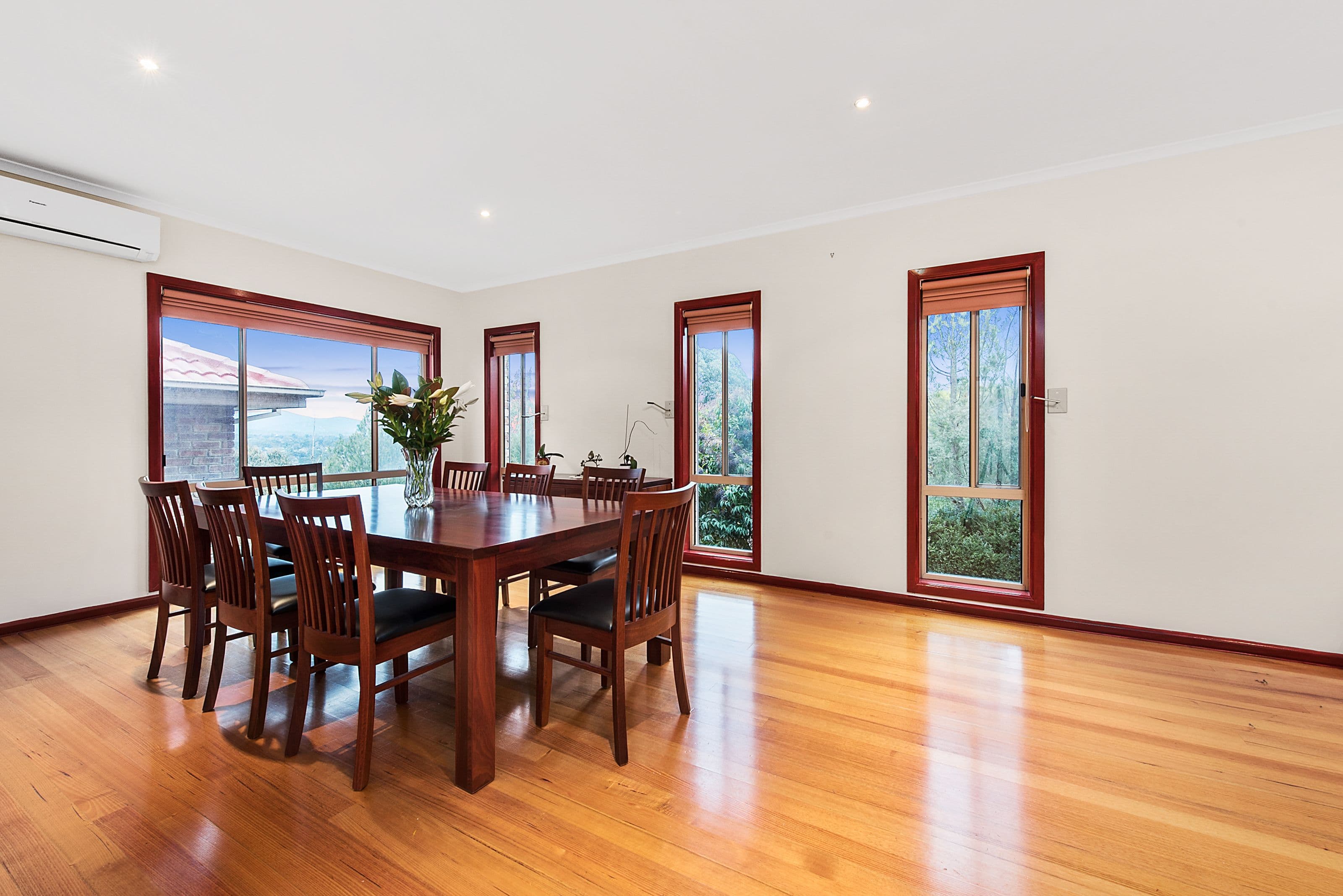 10 STRUAN Avenue, Mooroolbark VIC 3138, Mooroolbark - Thumbnail 7