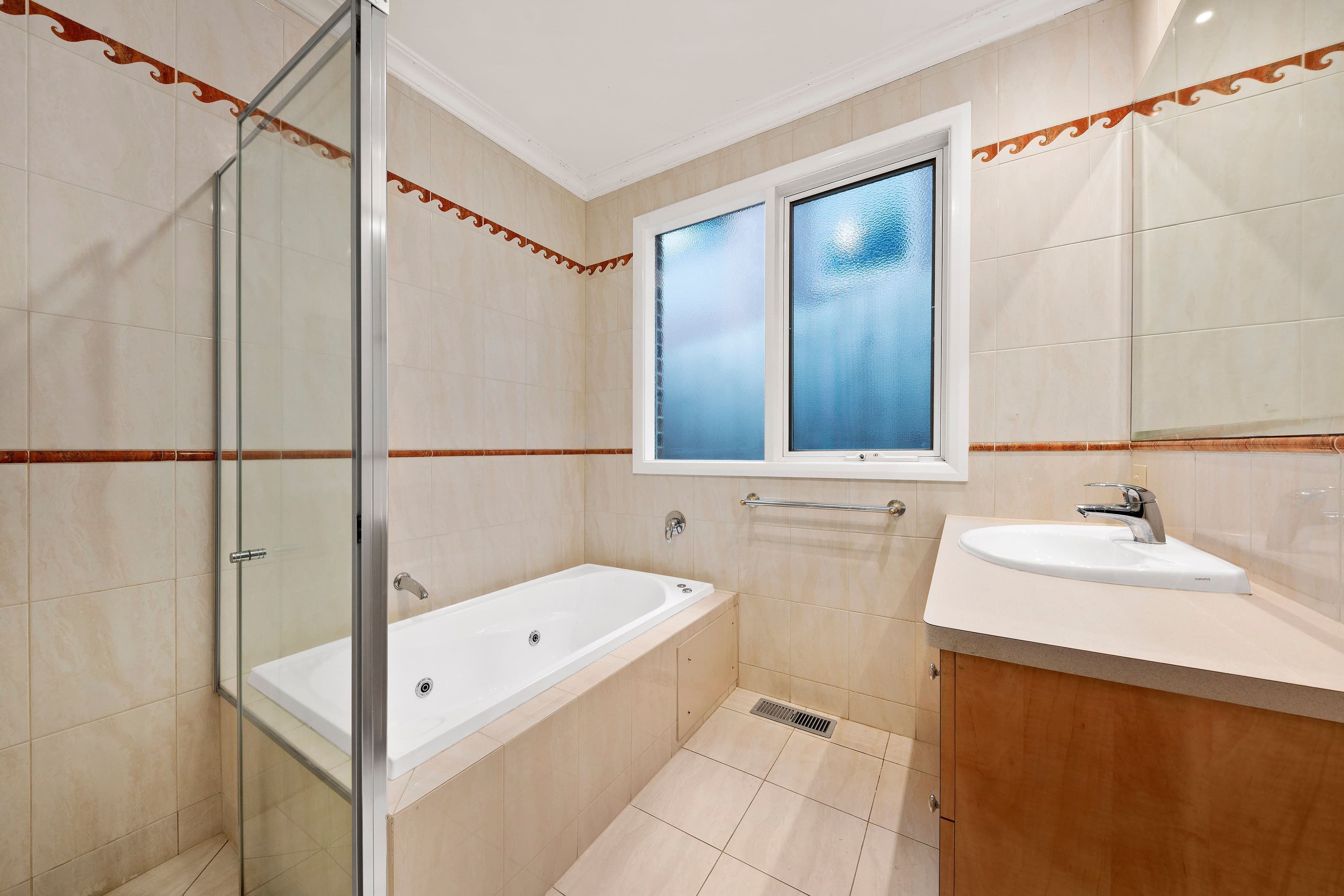 6 Salisbury Avenue, Blackburn VIC 3130, Blackburn - Thumbnail 7