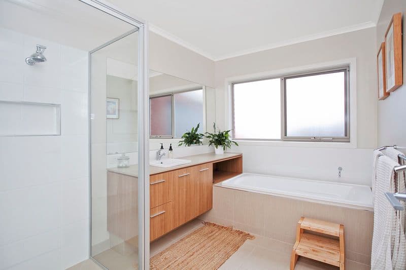 42 Cilmery Crescent, WOODFORD VIC 3281, Woodford - Thumbnail 4