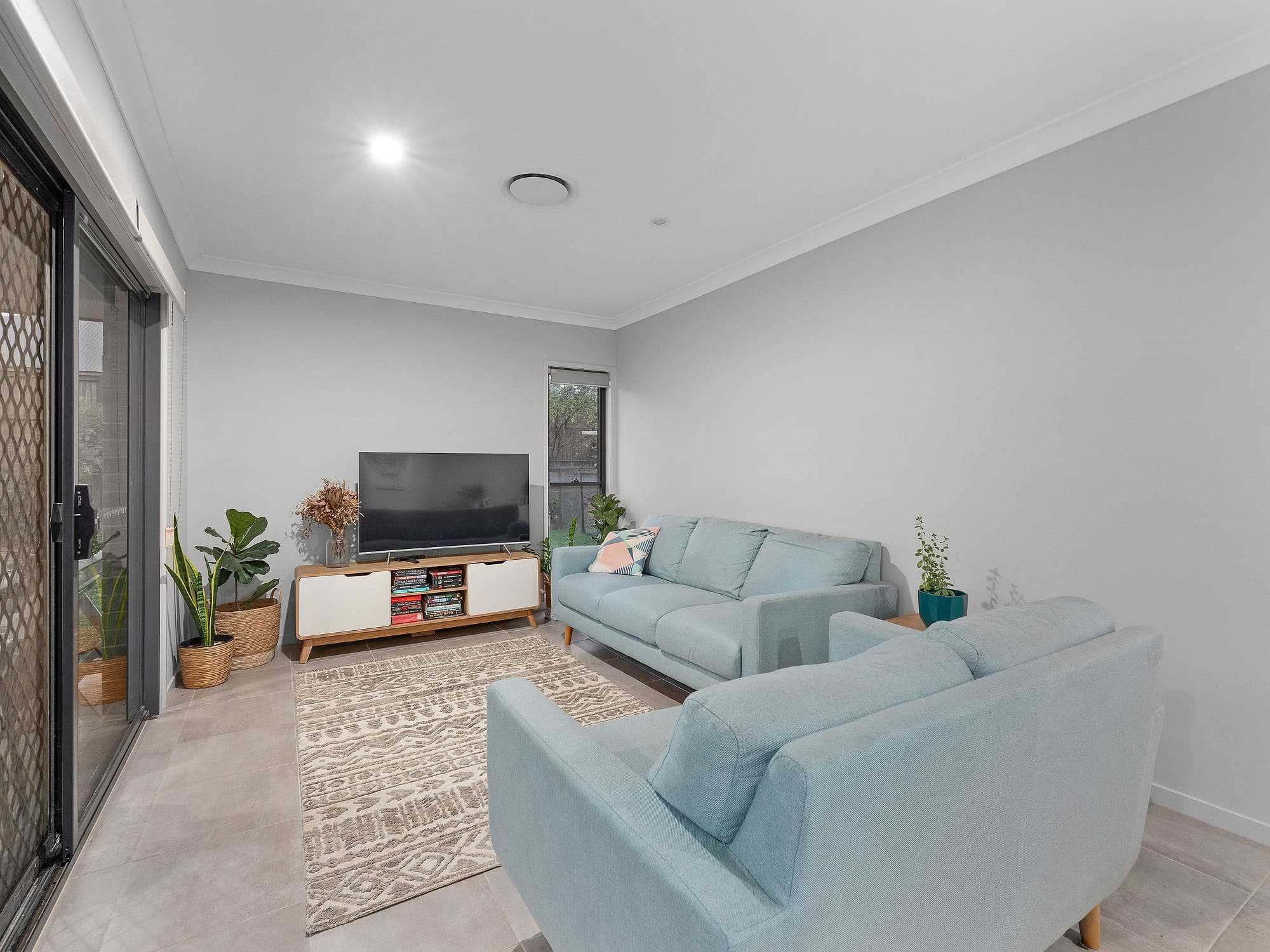 6 Scheyville Crescent, South Ripley QLD 4306, South Ripley - Thumbnail 4